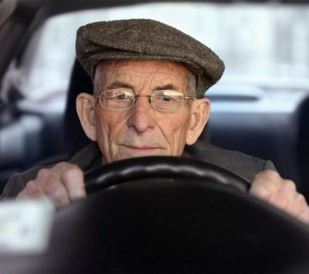 آیا سالمندان باید رانندگی کنند یا نه؟!